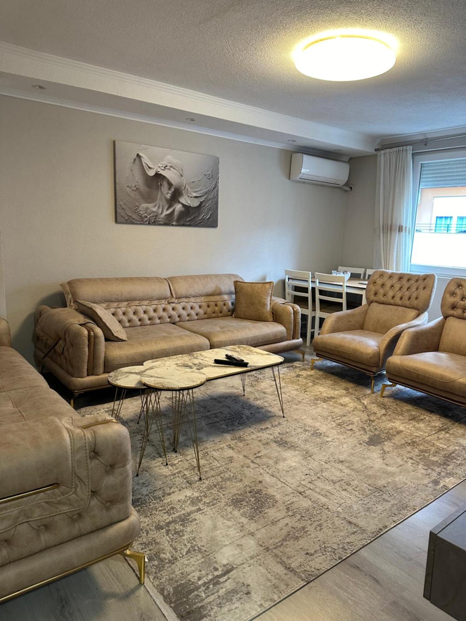 Skyline Apartment 2 Peje Dış mekan fotoğraf